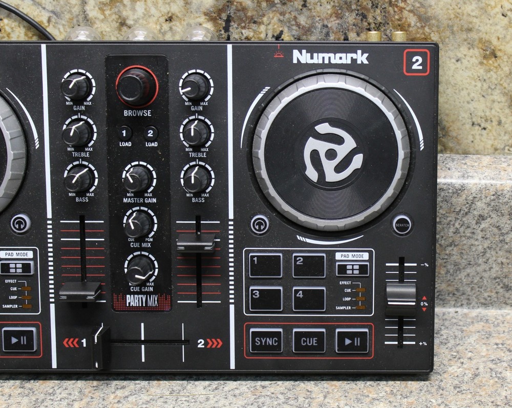 Numark Party Mix DJ Controller