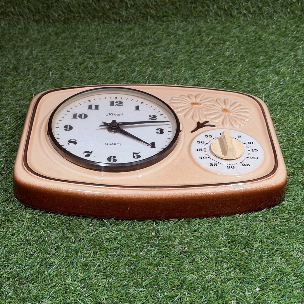 Vintage Retro Beige Flowered Ceramic German Kitchen Wall Clock/Timer/Working
