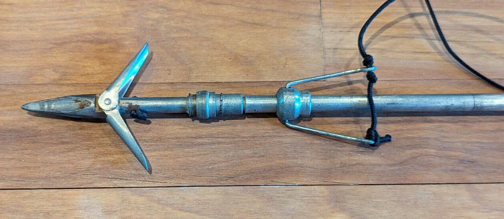 Vintage 1970's BEUCHAT SUB Speargun