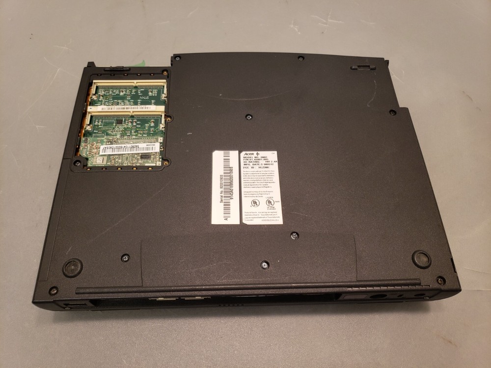 Vintage Texas Instruments Extensa 390 Notebook Laptop Computer DOA AS-IS