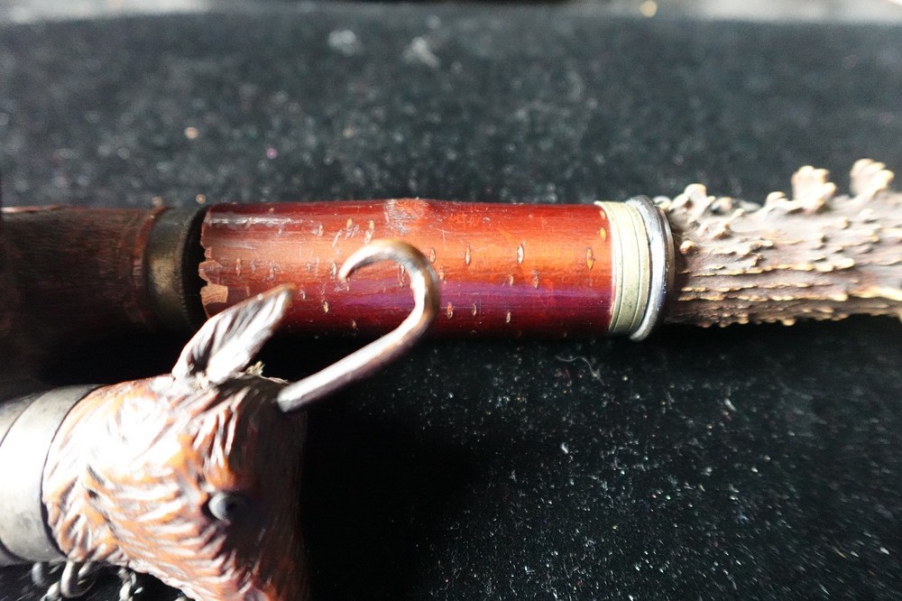 ANTIQUE BLACK FOREST DEER 13" PIPE MISSING 1 ANTLER