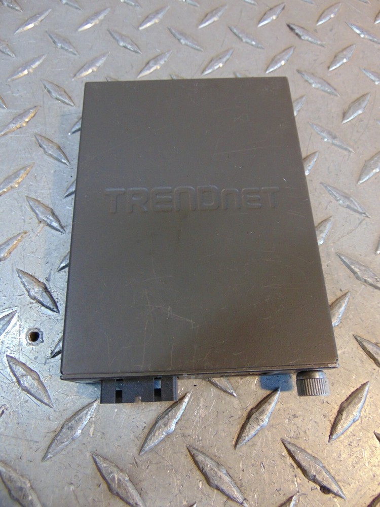 TRENDnet 10/100BASE-TX 100BASE-FX Multi Mode SC Converter