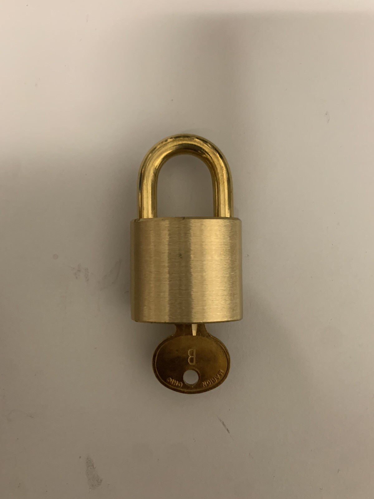 New Wilson Bohannan WB Padlock Brass Lock Heavy Duty w/ 2 KEYS