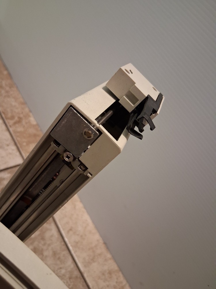 Hewlett Packard HP Autosampler 18596B as is untested