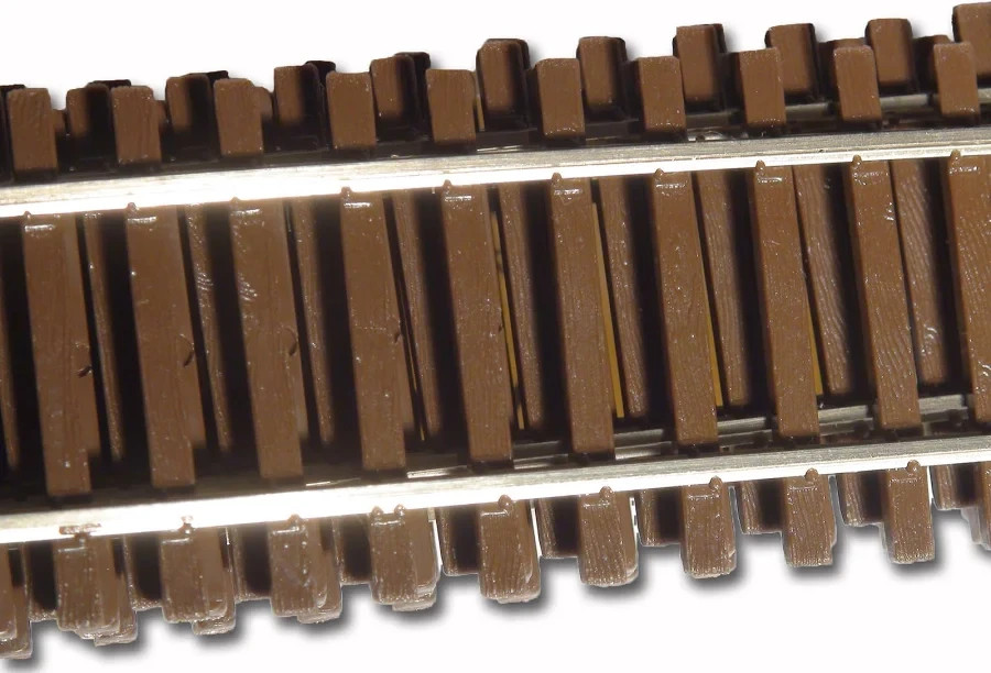 Micro Engineering 10-104 HO Scale Code 83 Flex-Trak with Wooden Ties (6 pack)