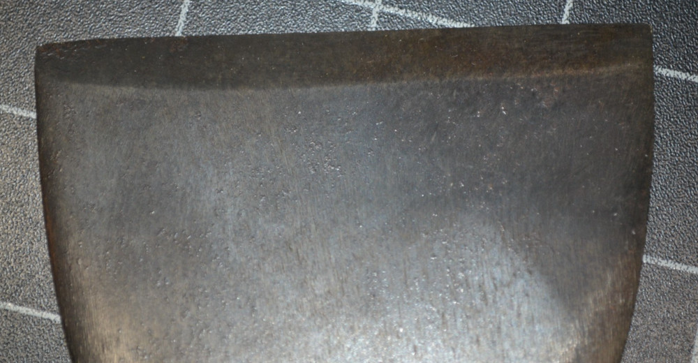 TRUE TEMPER - #TC - CLAW HATCHET WITH MARKED HANDLE - NEARLY NEW
