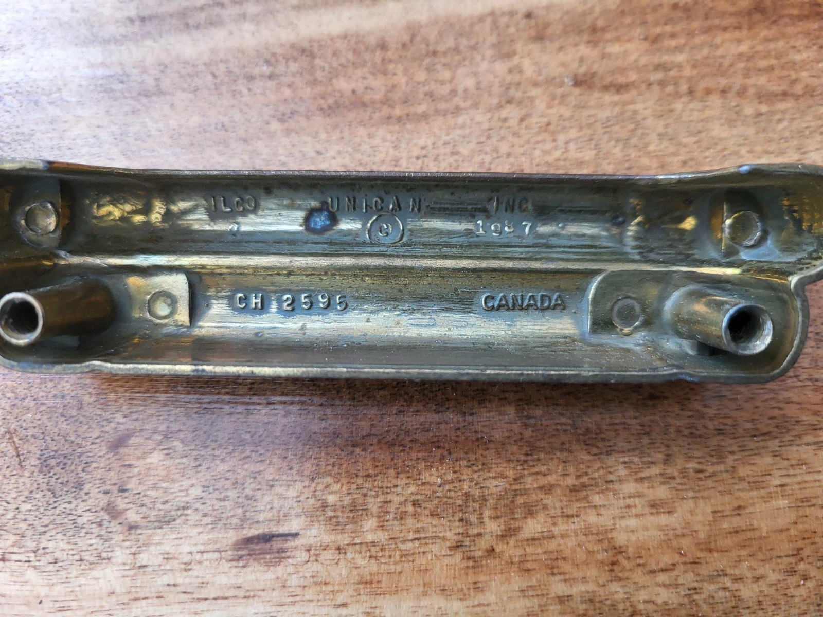 6 vintage art deco style, black & brass dresser handles / pulls