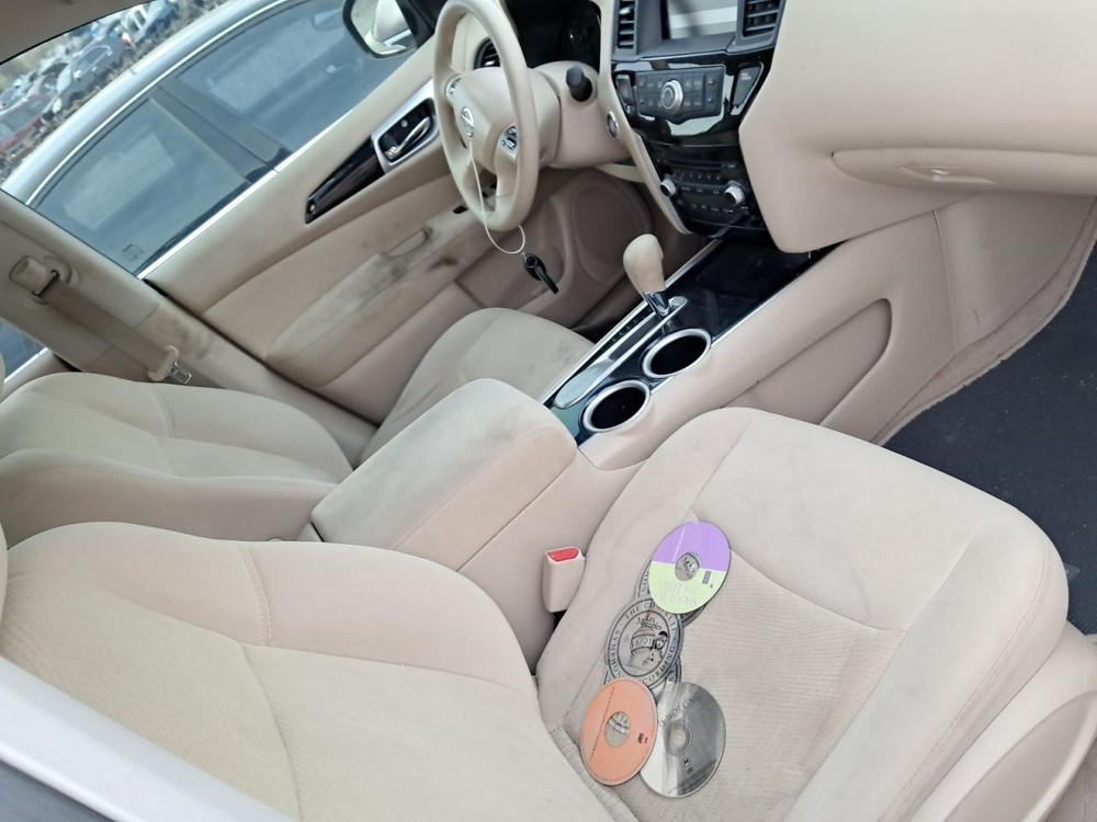 PATHFINDR 2015 Glove Box 4903020