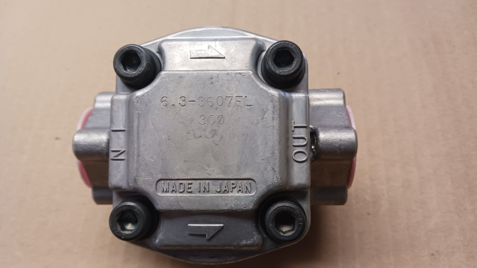 NOS 19742451000 Satoh Hydraulic Pump FREE SHIPPING