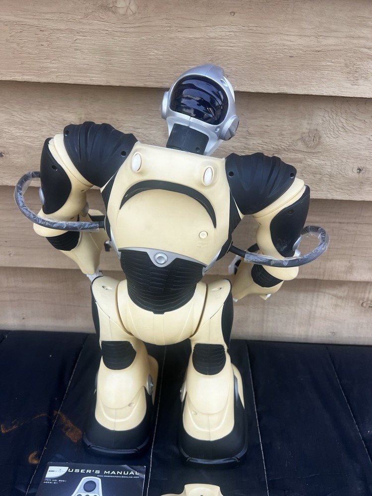 Rare WowWee RoboSapien V2 Working - Remote - Manual Perfect Working Condition