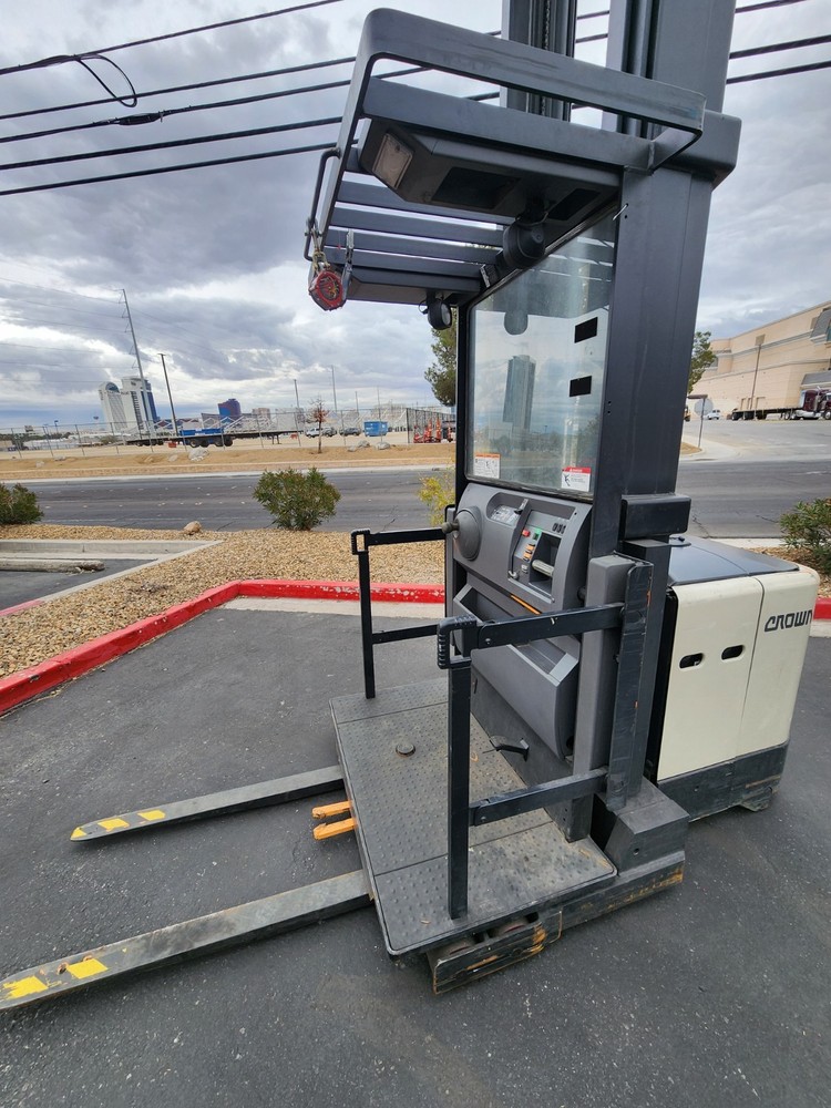 Crown Forklift Model Sp3530-30
