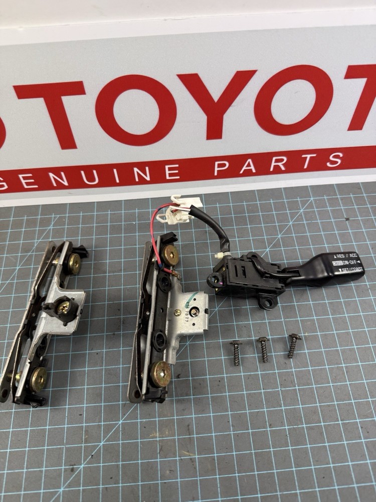 1996-2002 4runner Cruise Control Switch