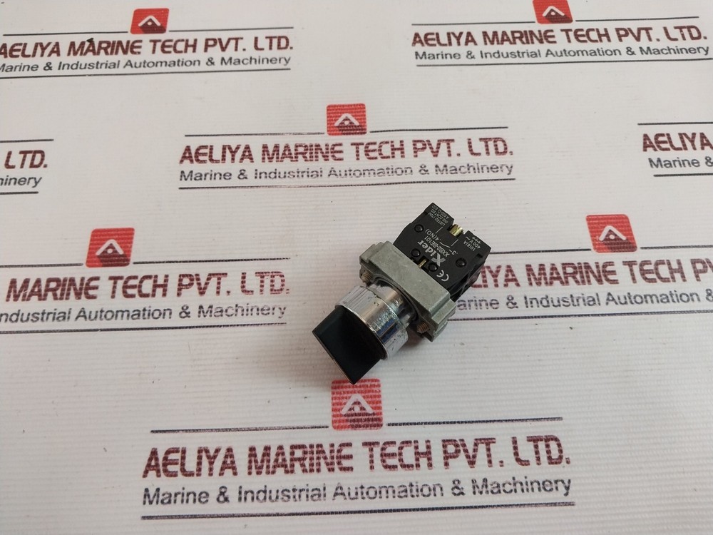 Xider XXB2-BE101 Push Button Switch 400V~