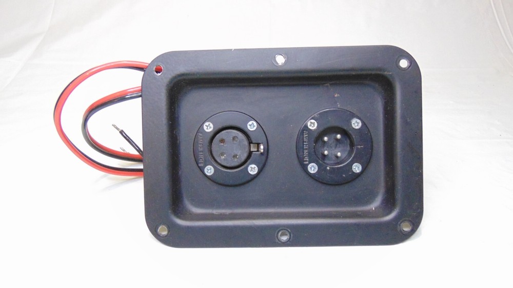 Subwoofer Speaker Connection/ link box large