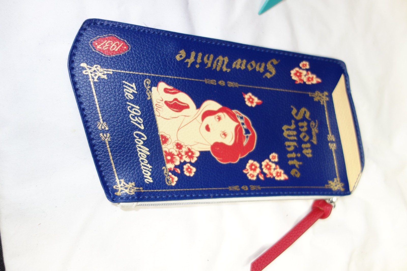 Lot of 2 Disney Snow White Besame Cosmetics Makeup Pouch 8.5” VERY NICE