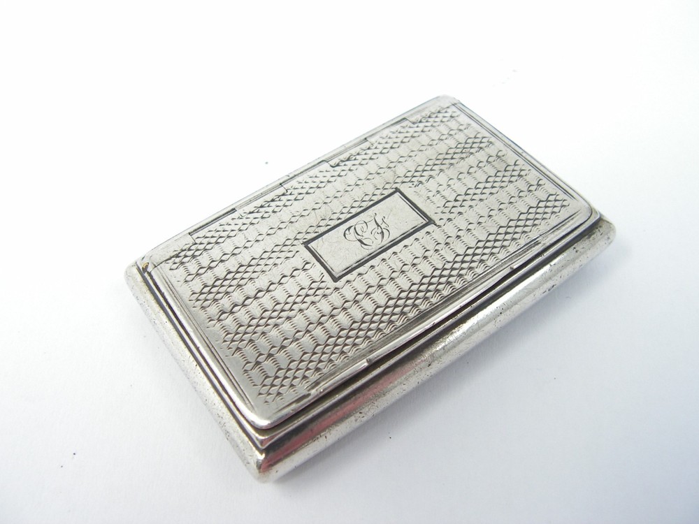 ANTIQUE WILLIAM IV THOMAS SHAW SOLID STERLING SILVER SNUFF PILL BOX 1835