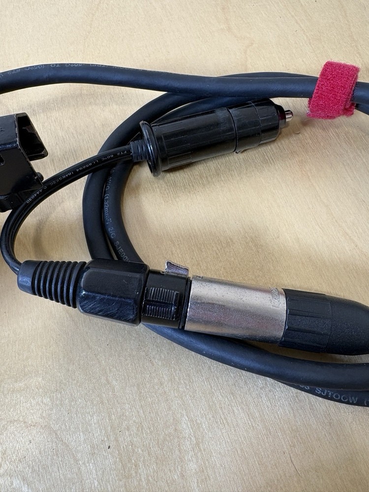 Lowel iLight 100 Watt Studio Light i-Light w/Adapter