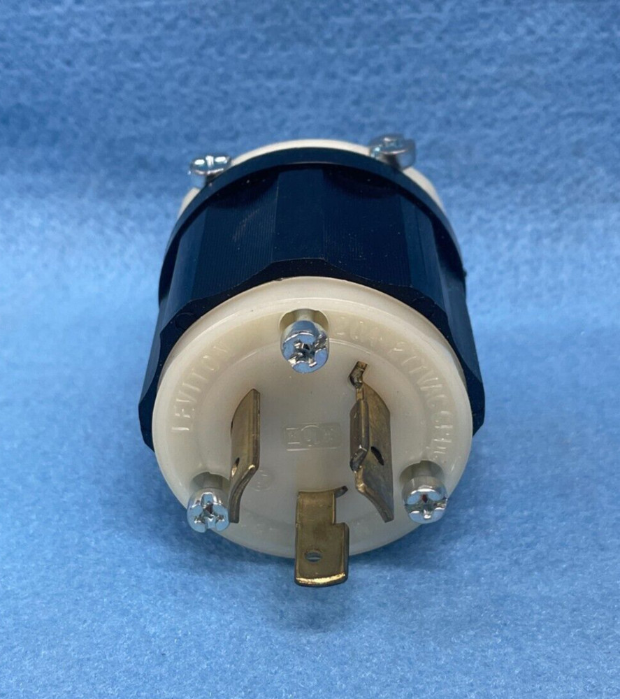 LEVITON 2 POLE 3 WIRE GROUND PLUG LOCKING 2331 20A-277V