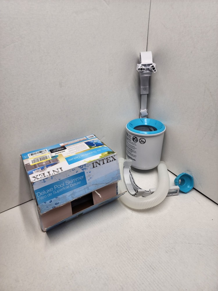 Pool Skimmer