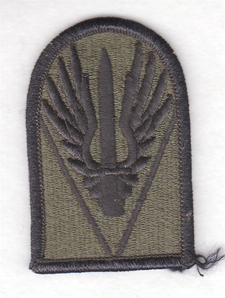 Army Patch: Joint Readiness Training Command - merrowed edge, subdued