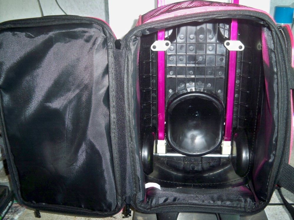 Strikeforce One Ball and Shoes Roller Bowling Bag Nice