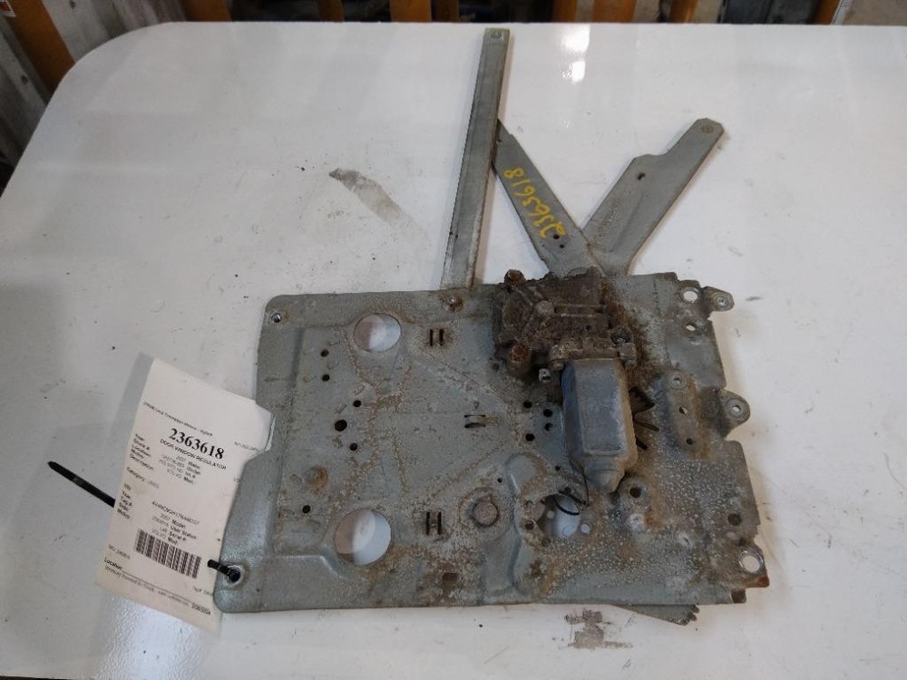 For 2007 VOLVO VNL WINDOW REGULATOR Left ,  MN