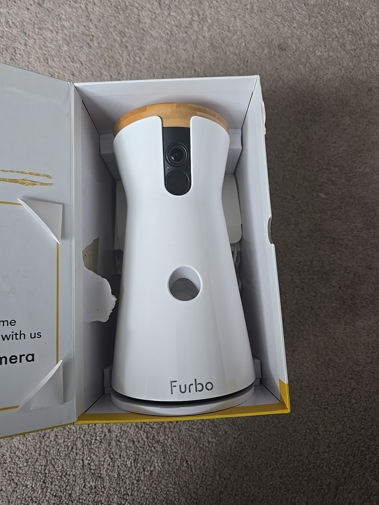 Tomofun 001-01WHTOA-1 Full HD Security Camera