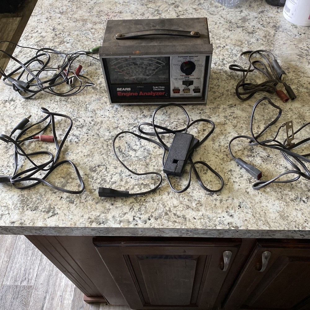 Sears Engine Analyzer Solid State Electronic Model 161.214230 With 5 Accessories