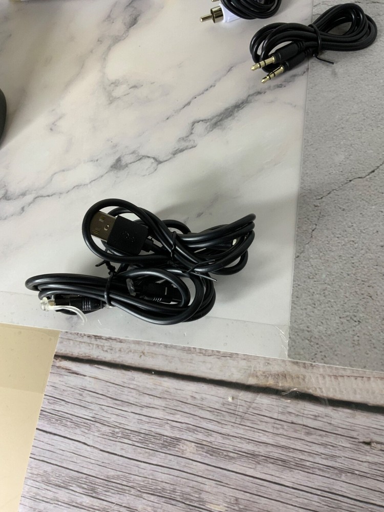SOUNDODO E3PRO WIRELESS EARBUDS TRANSMITTER SET