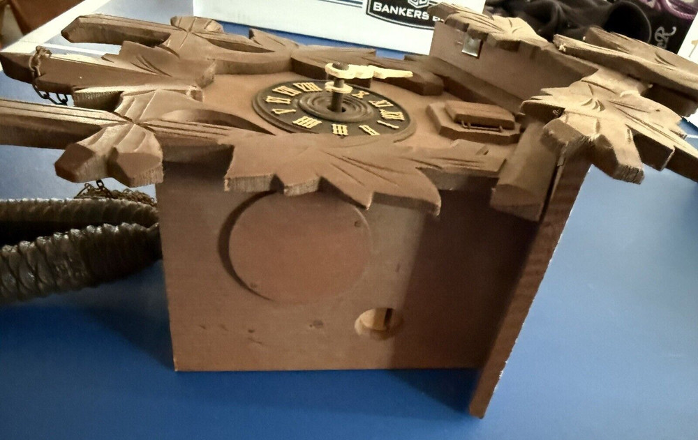 Antique BLACK FOREST CUCKOO CLOCK