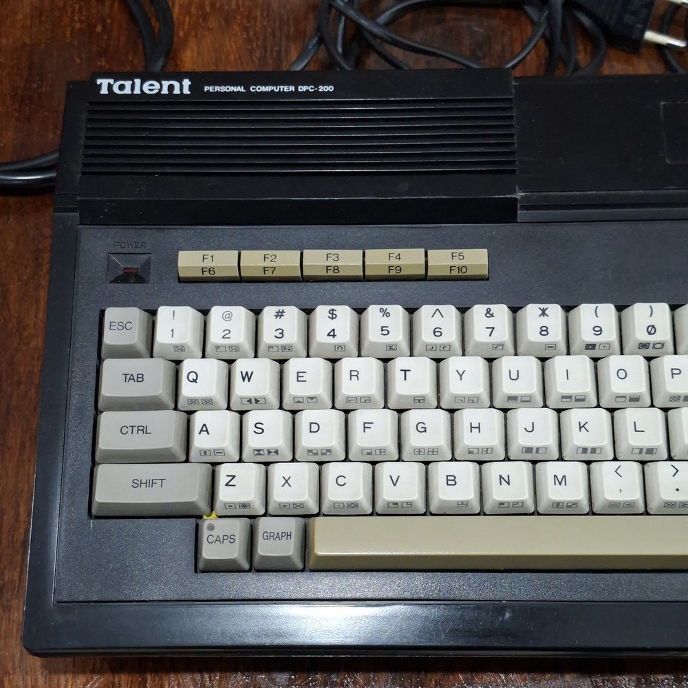 Talent Personal computer MSX DPC-200 AS-IS W/ BOX