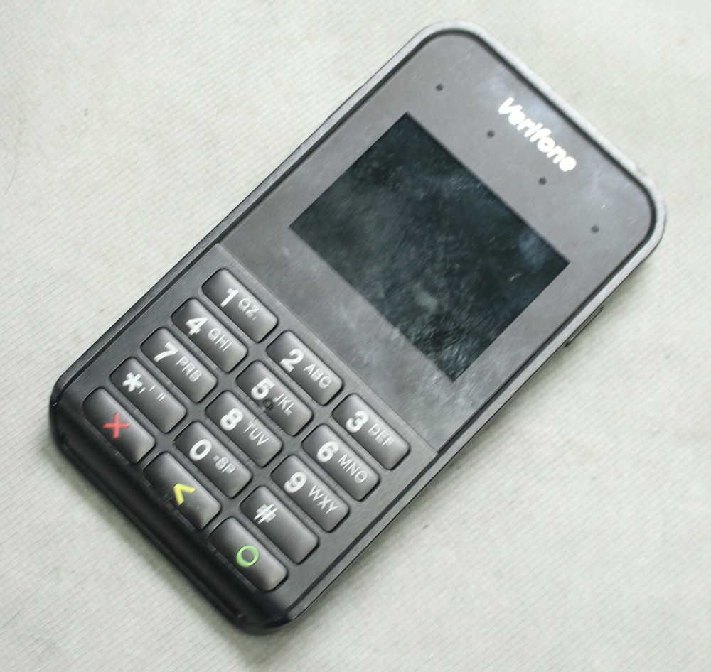 Verifone E355 Black Compact Mobile Bluetooth Smart and NFC Reader Payment Device