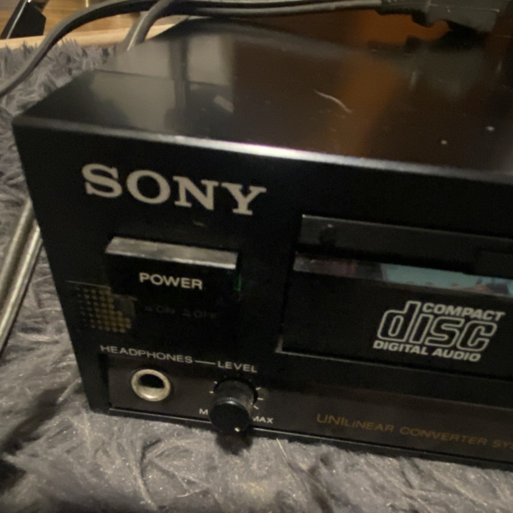 Sony CDP-55 Black CD Player