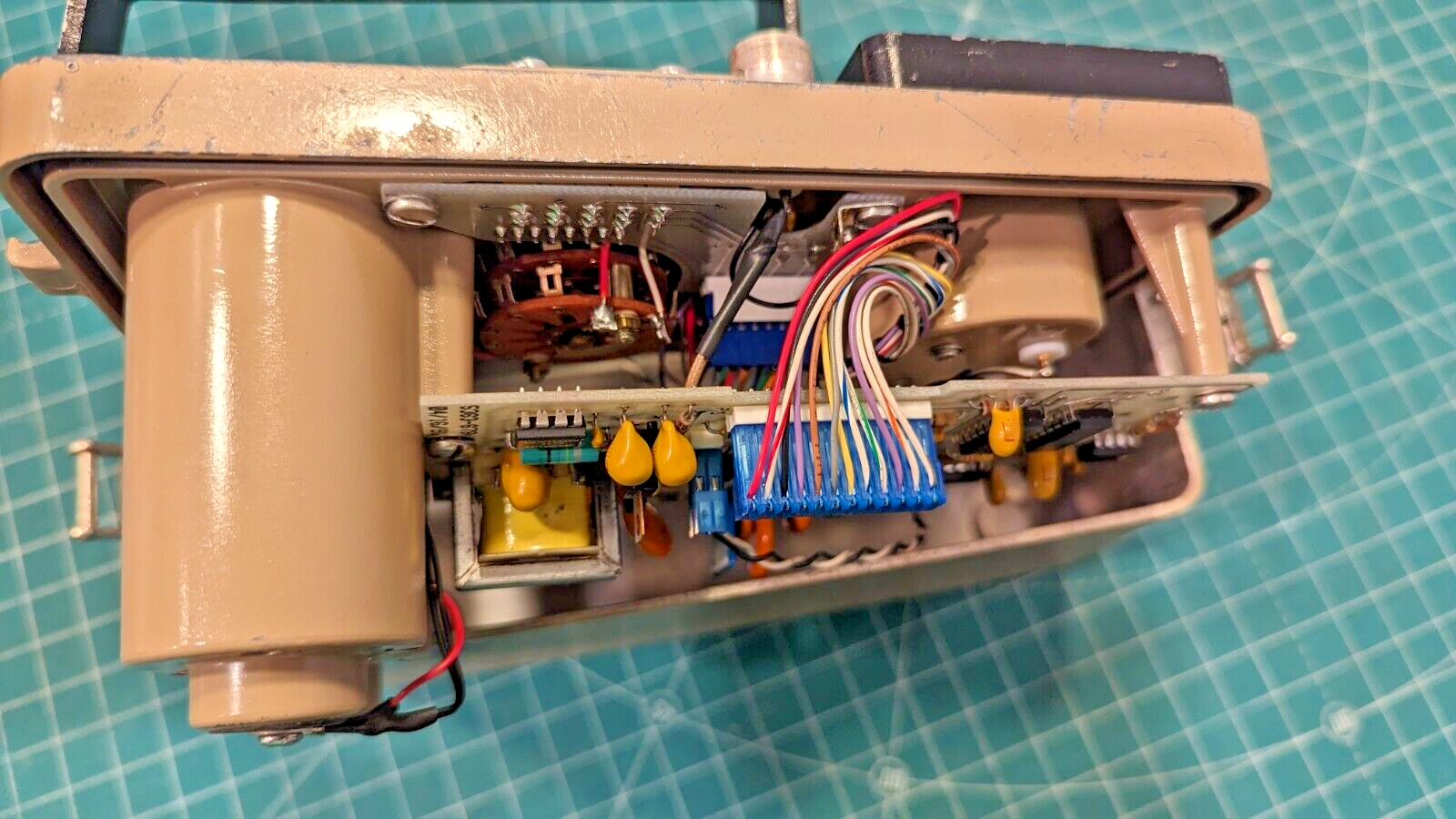 1x CLEAN Ludlum Model 3 Survey Meter CPM 44-9 Tested, Verified, and GUARANTEED