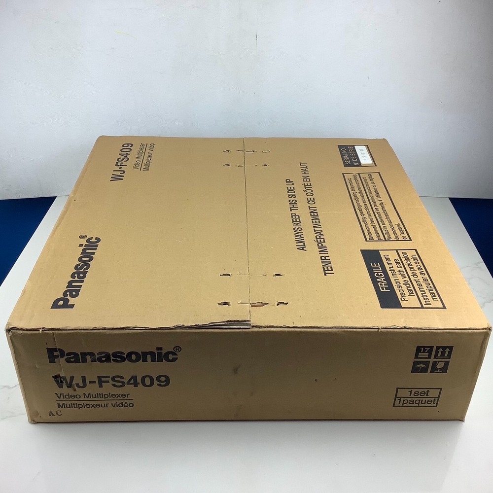 NIB Panasonic WJ-FS409 Video Multiplexer