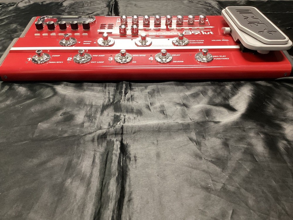 Zoom B9.1ut Multi-Effects Guitar Pedal Used