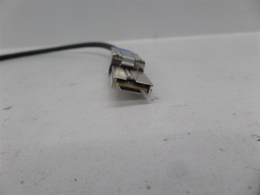 HP StorageWorks 70 Modular Smart Array CD w/ Mini SAS Cable 407344-001