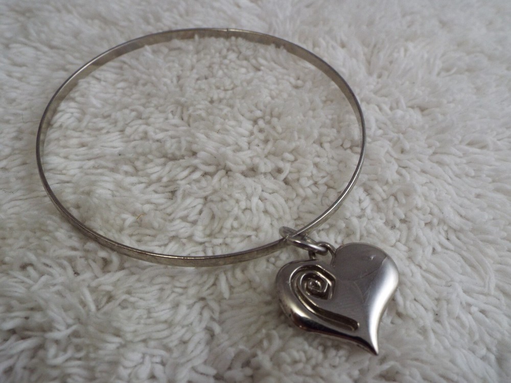 Silvertone Heart Charm Bangle Bracelet (B63)