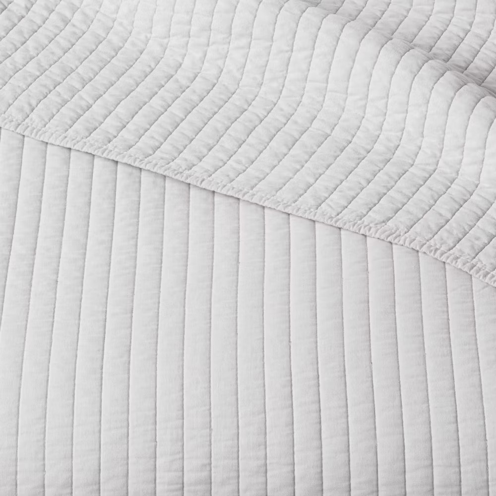 King Washed Cotton Sateen Quilt Light Gray - Threshold