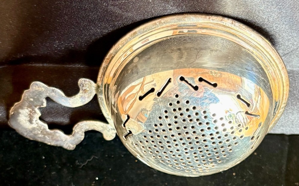 Vintage 2 pcs. Silver Plate Tea Strainer With Footed Stand / Bowl