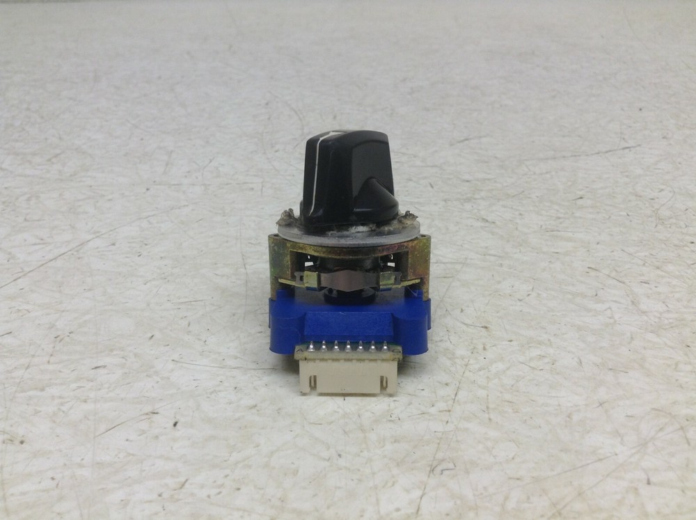 Tosoku DP 01 L 2Y5 16 Position Maintained Selector Switch (TSC)