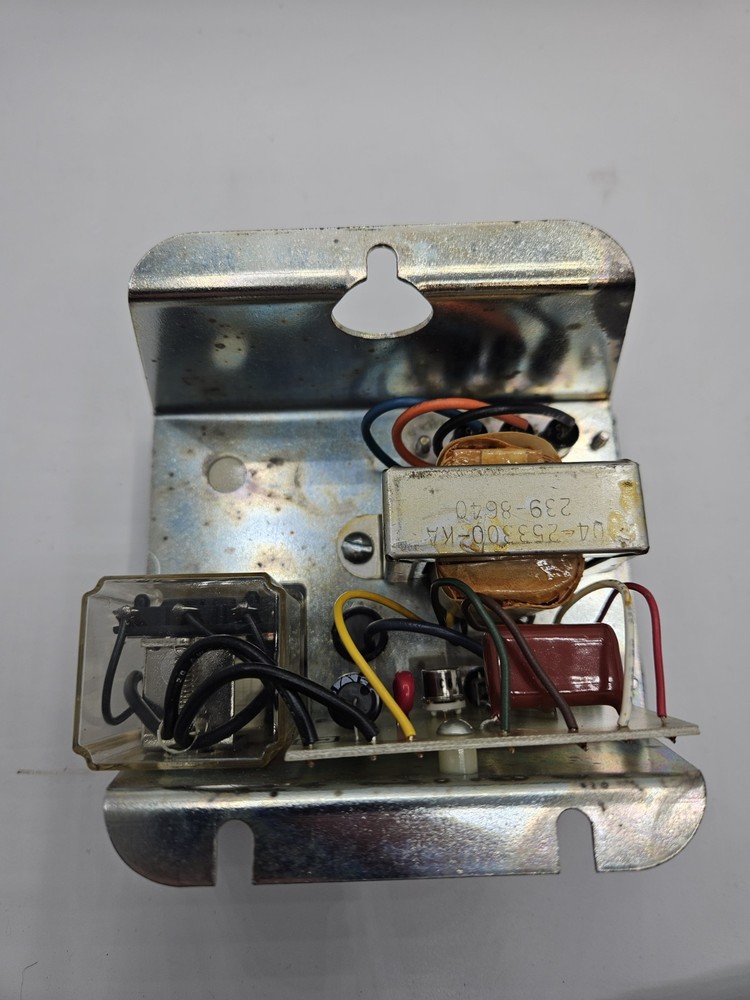 B/W CONTROLS 5200-LF1 LOW SENSITIVITY SOLID STATE RELAY