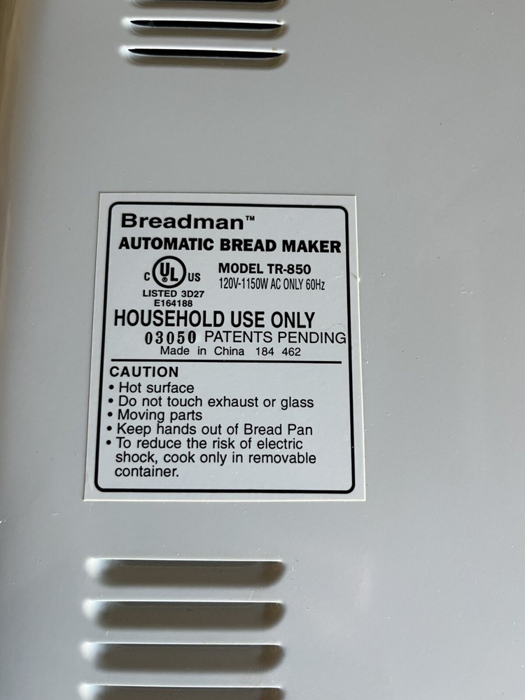 Breadman Pro TR -850 Automatic Bread Maker 2LB Capacity