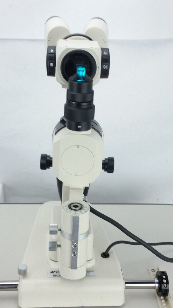 AS-IS Topcon SL-4E Slit Lamp NO RETURN