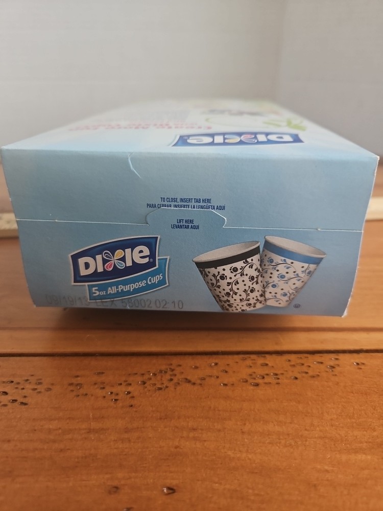 Dixie 5 oz Cups 100 Ct Disposable 4 Designs Multipurpose
