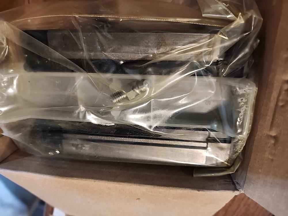 NEW THOMSON 411H35C0 LINEAR GUIDE BEARING Block