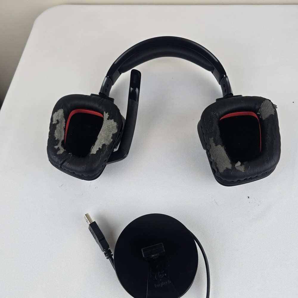 Logitech G930 Wireless Gaming Headset Earpads - Some Damage