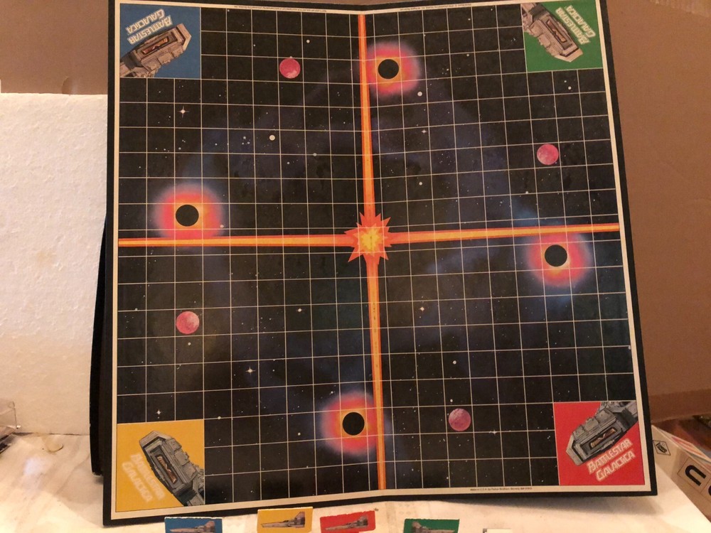 BATTLESTAR GALACTICA GAME IN GREAT SHAPE