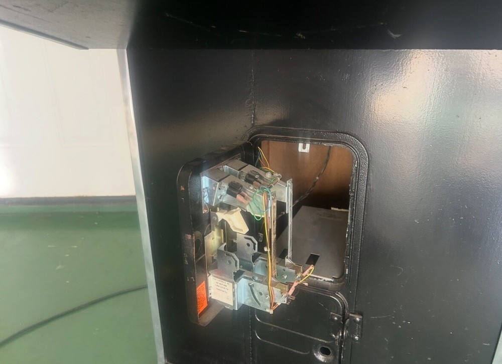 STREET FIGHTER II ARCADE MACHINE