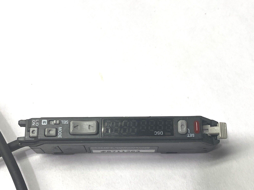 Keyence FS-V31P Fiber Optic Sensor Amplifier